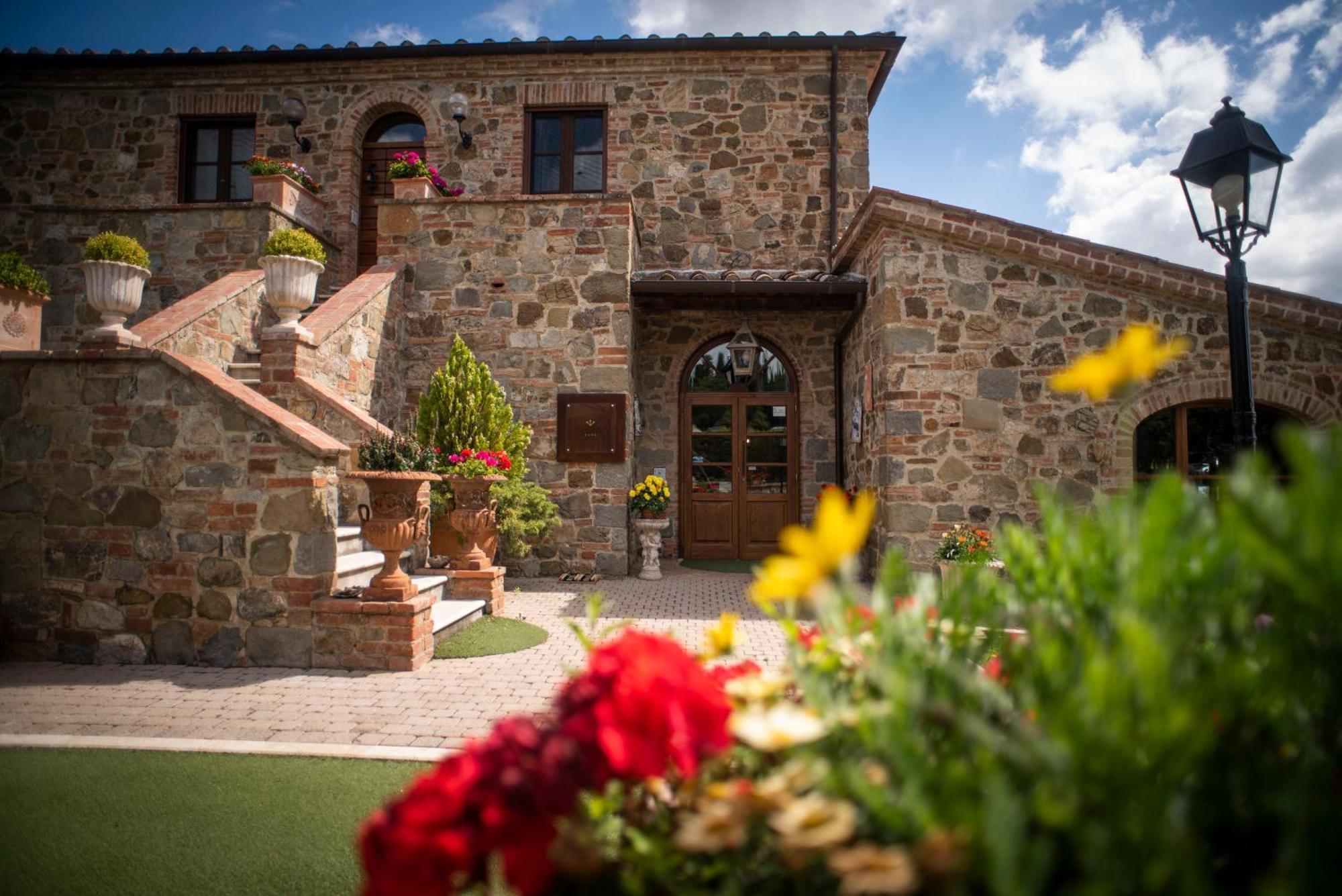 Poggio Paradiso Resort & Spa Montefollonico Exteriér fotografie